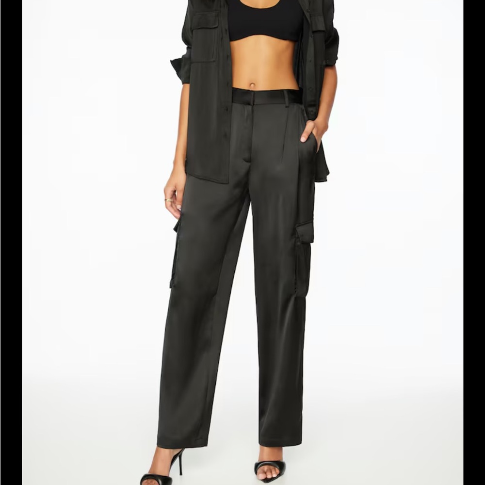 Dynamite ‘Izabel’ Satin Cargo Wide-Leg Pants - Black